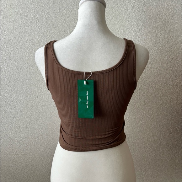 Bundle two tank tops, Shein + Freshman - Picture 6 of 8